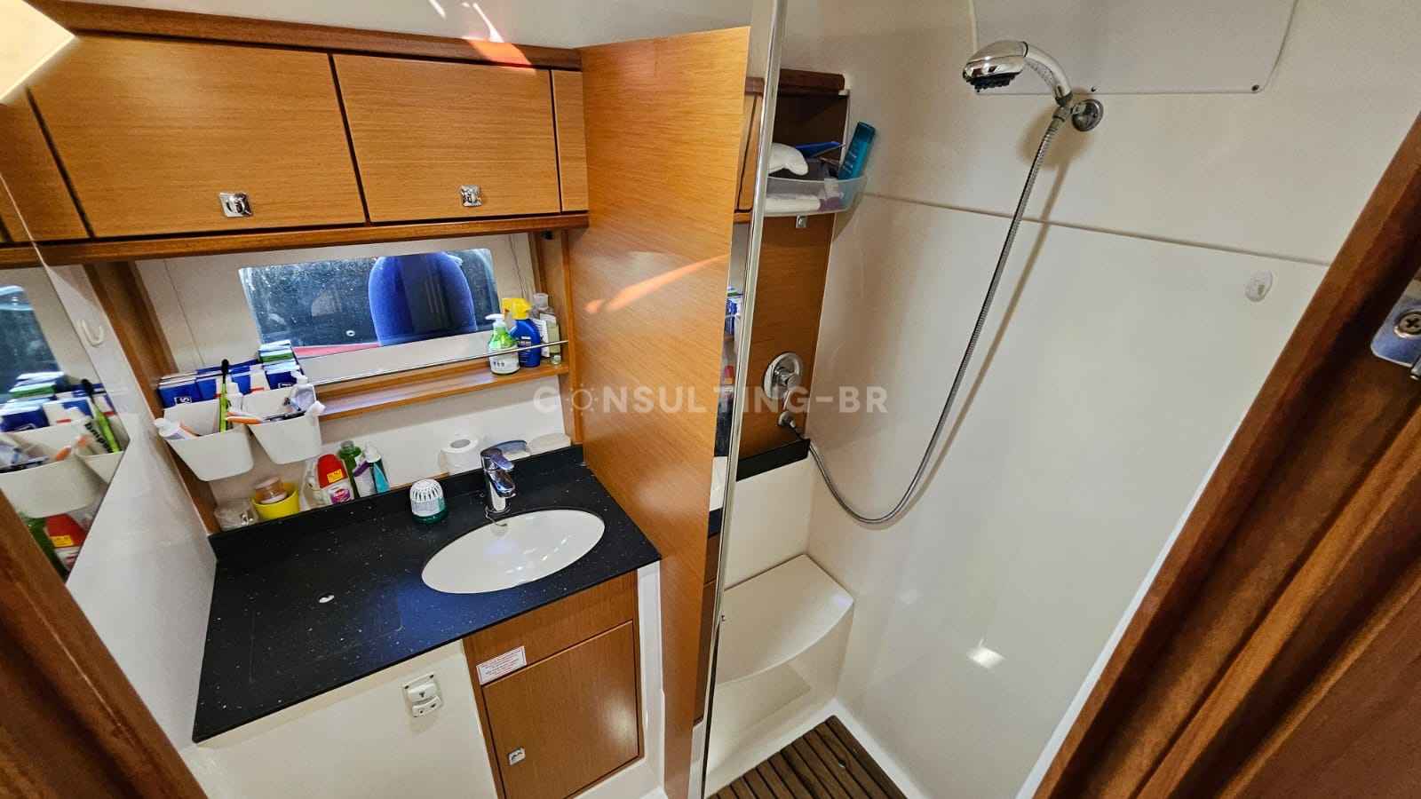 Motorboot Bavaria 39 HT Sport