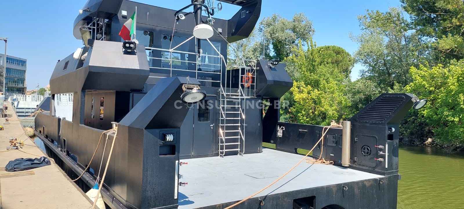 Motorboot Cantiere Navale Vittoria Ladungsboot