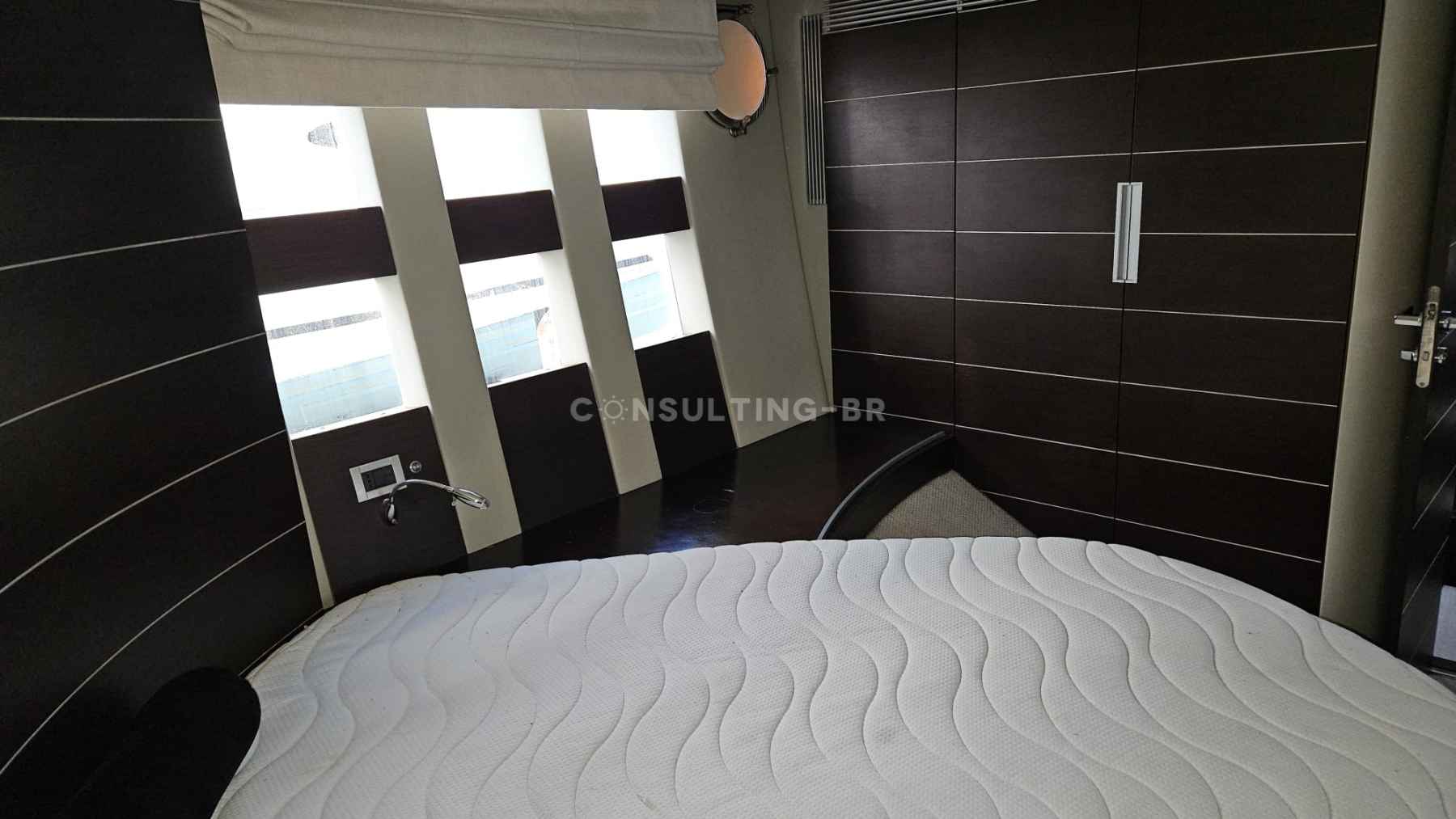 Motorboot Azimut 68 S