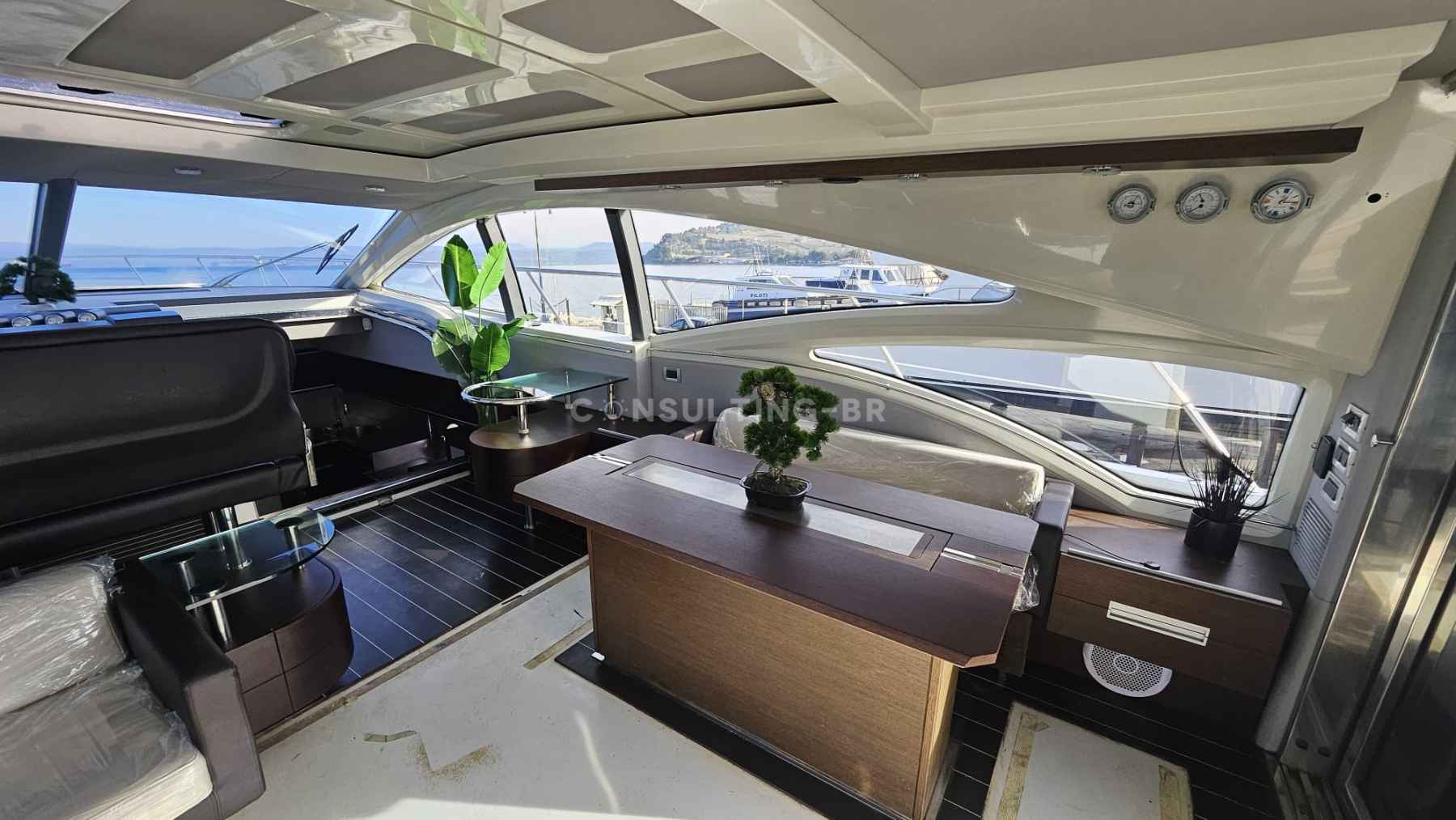 Motorboot Azimut 68 S