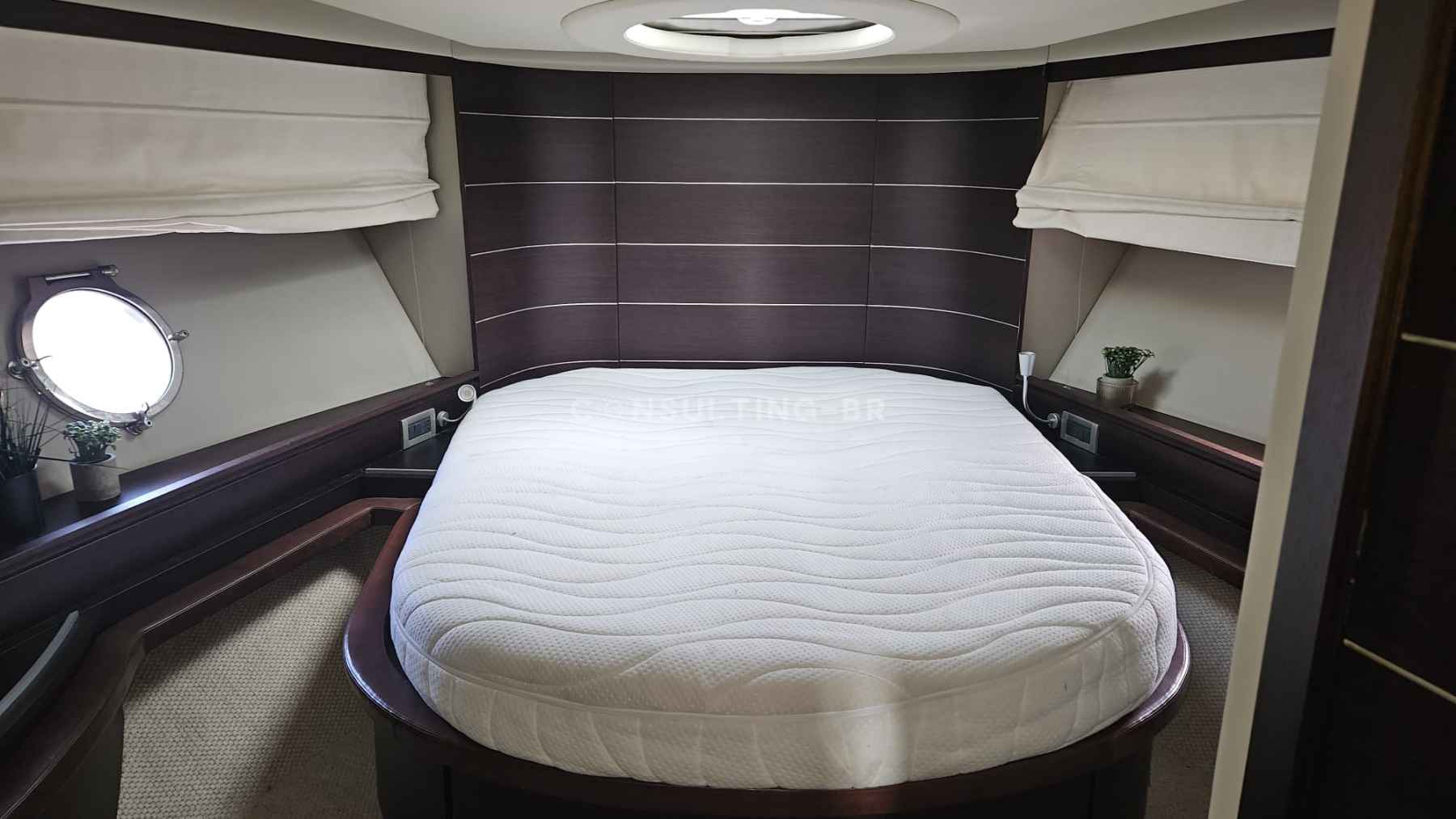 Motorboot Azimut 68 S