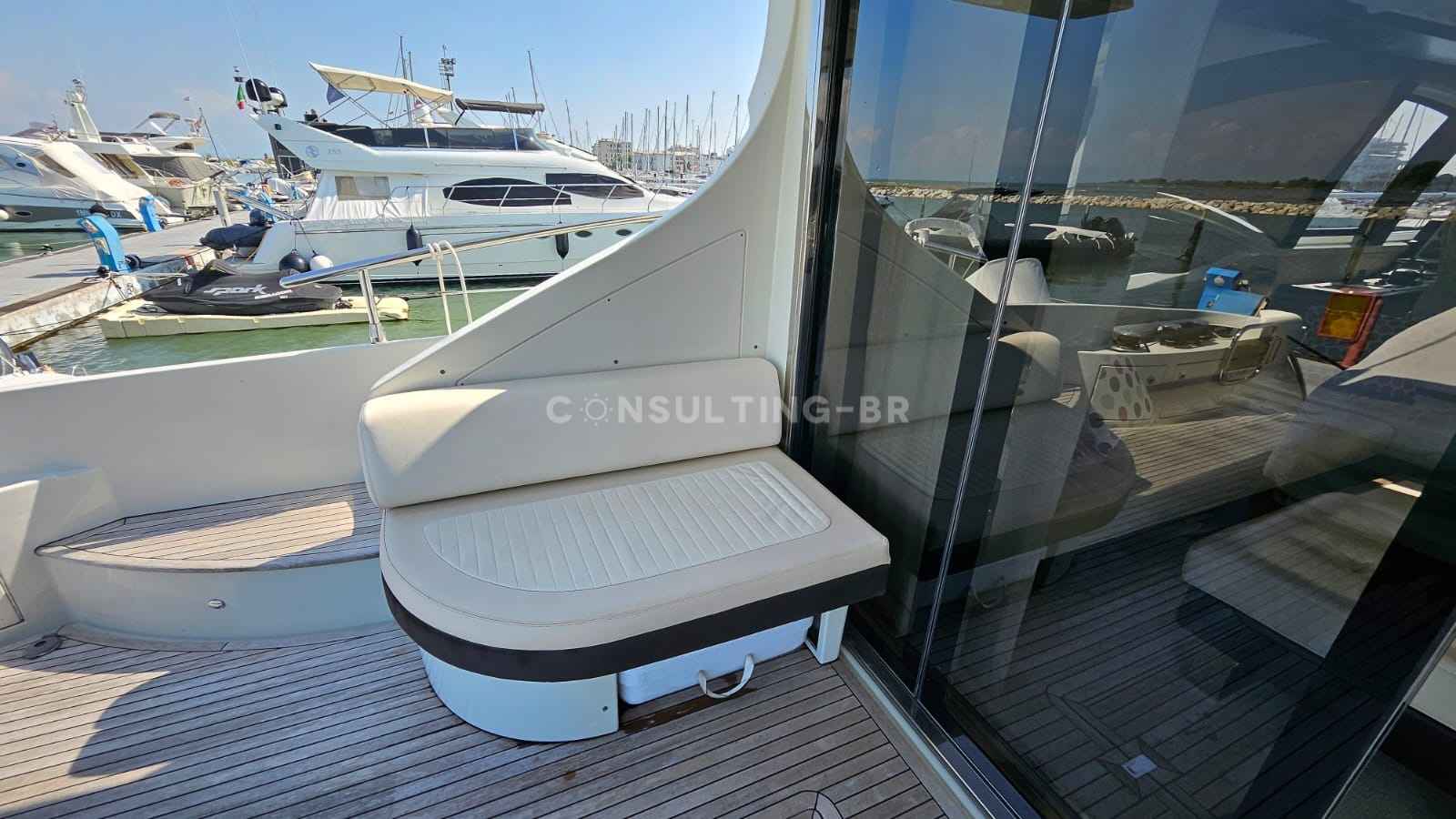 Motorboot Azimut 62 S