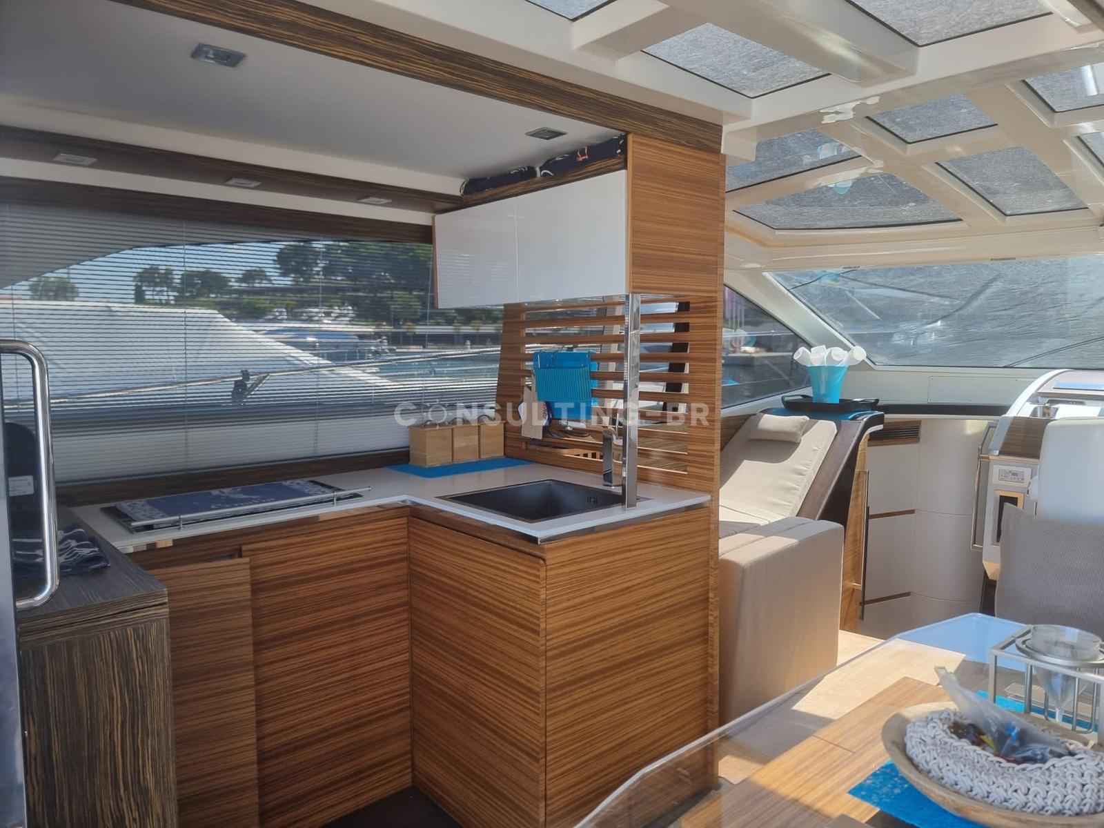 Motorboot Absolute 52