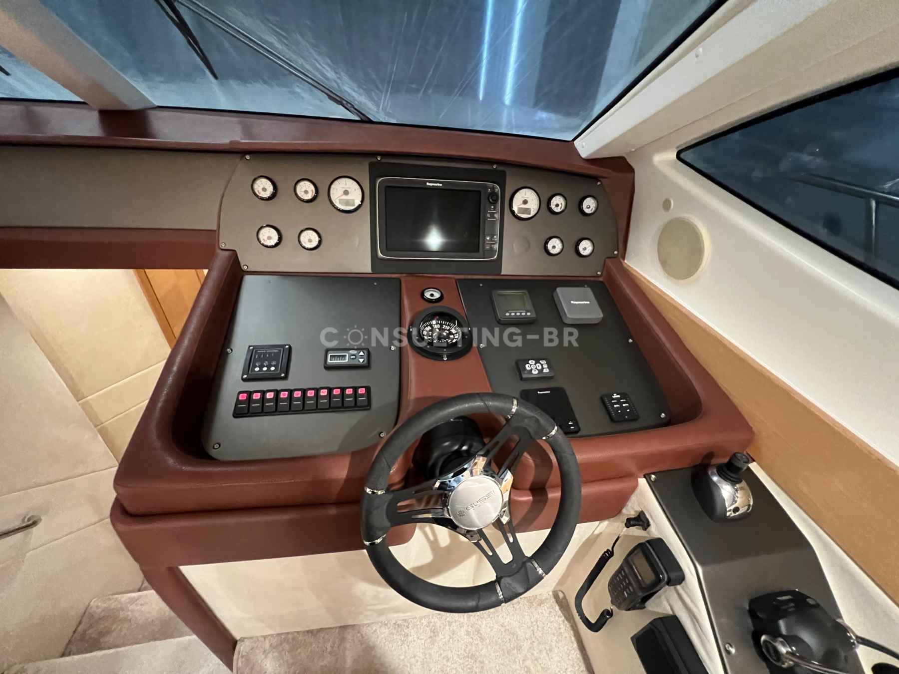 Motorboot Innovazione & Progetti Alena 48