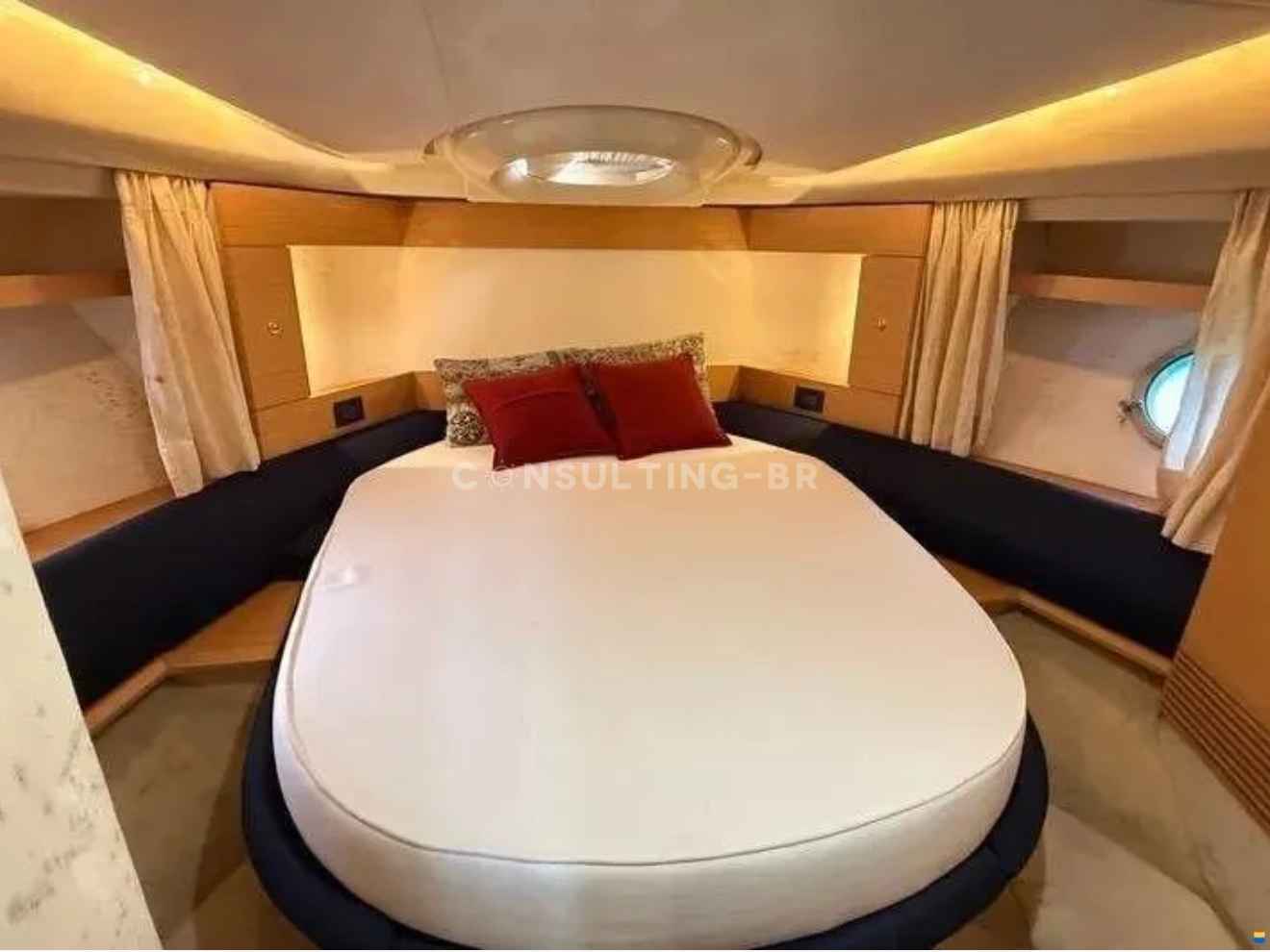 Motorboot Azimut 43 Fly