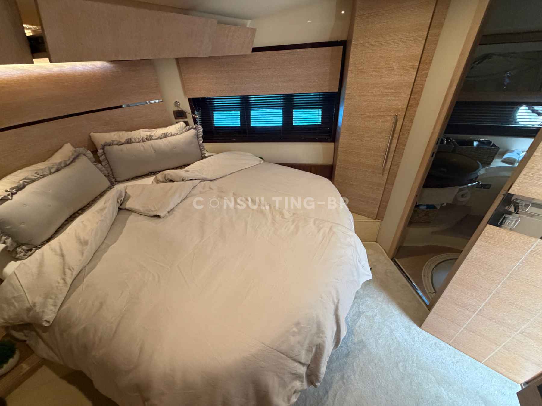 Motorboot Azimut 47 Fly