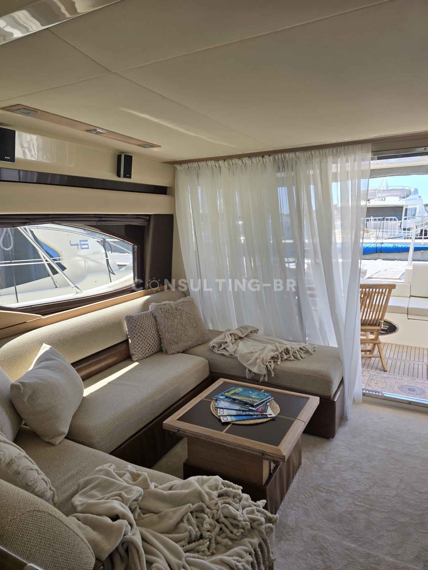 Motorboot Azimut 47 Fly