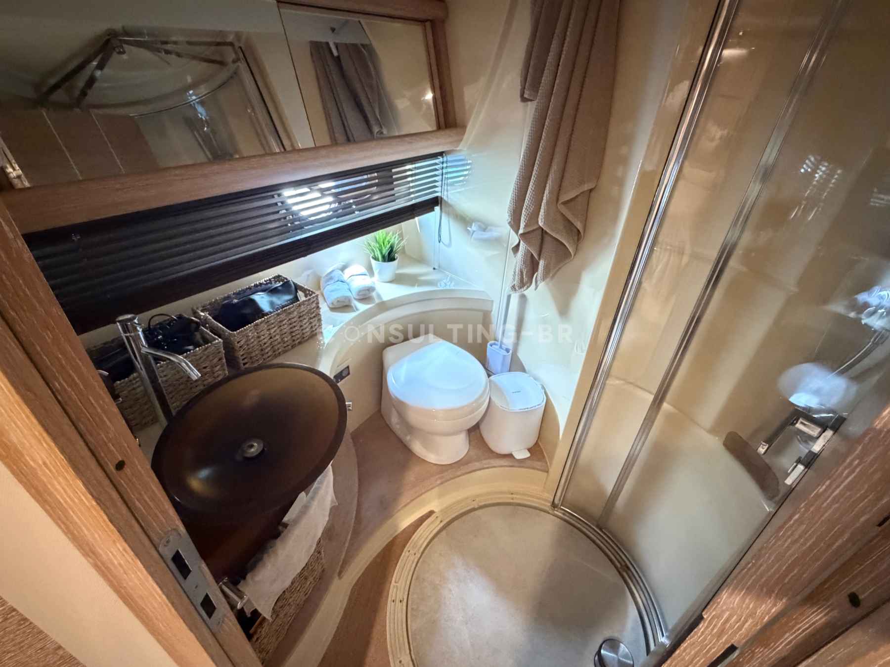 Motorboot Azimut 47 Fly