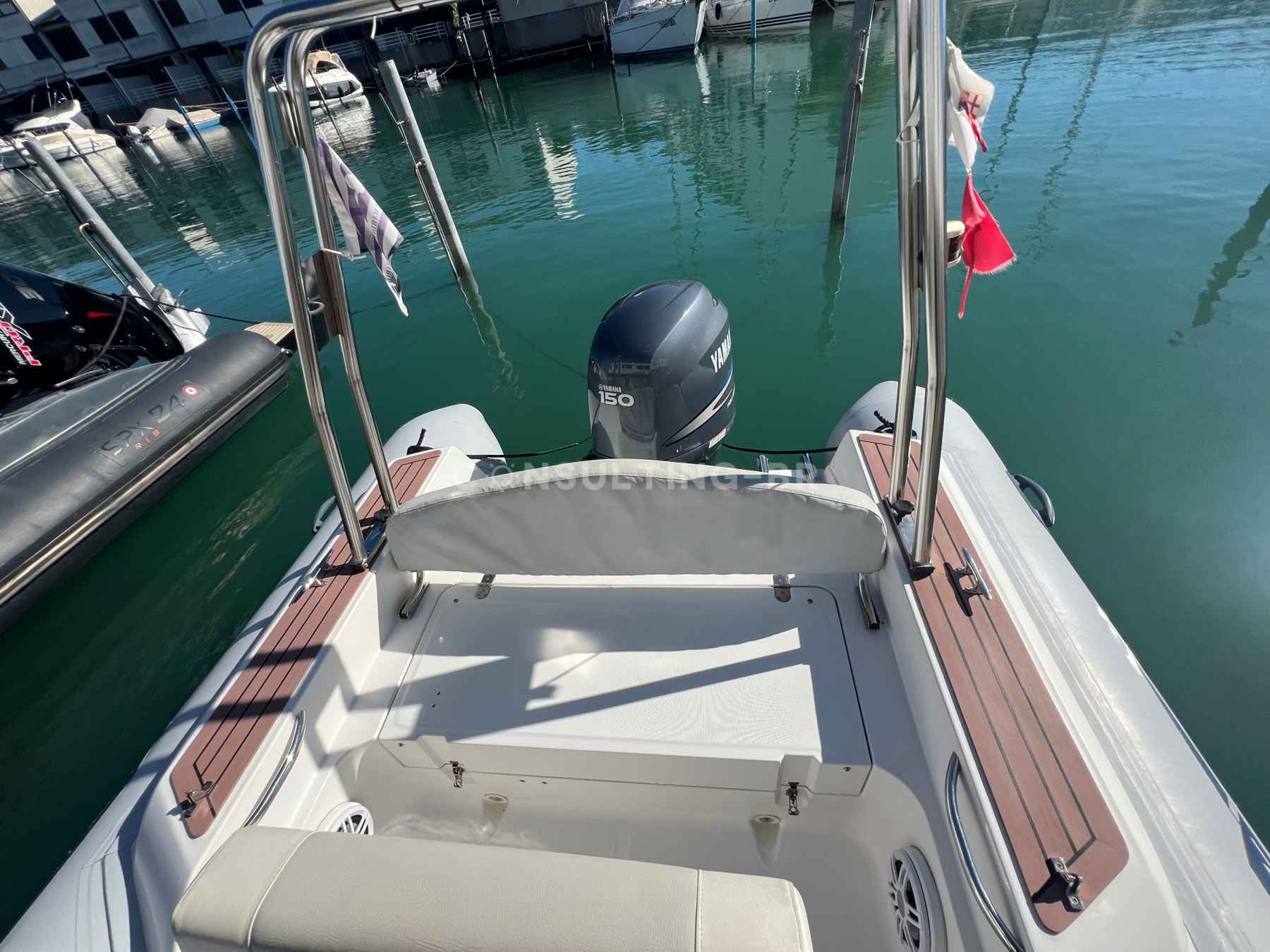 Motorboot Capelli Tempest 626