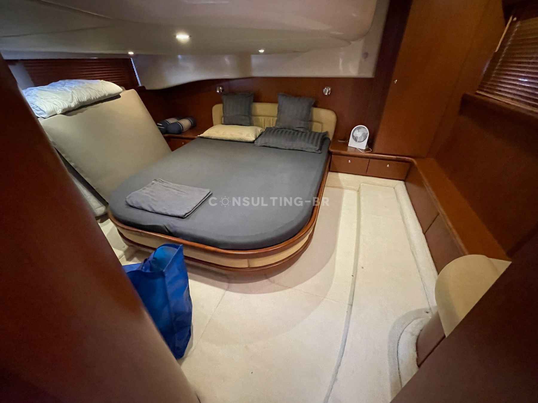Motorboot Azimut Atlantis 425 SC