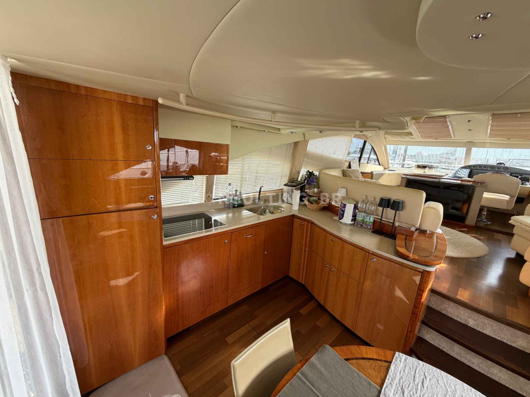 Motorboot Sealine T60