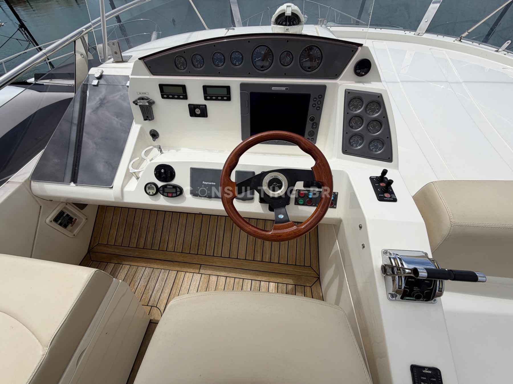 Motorboot Sealine T60