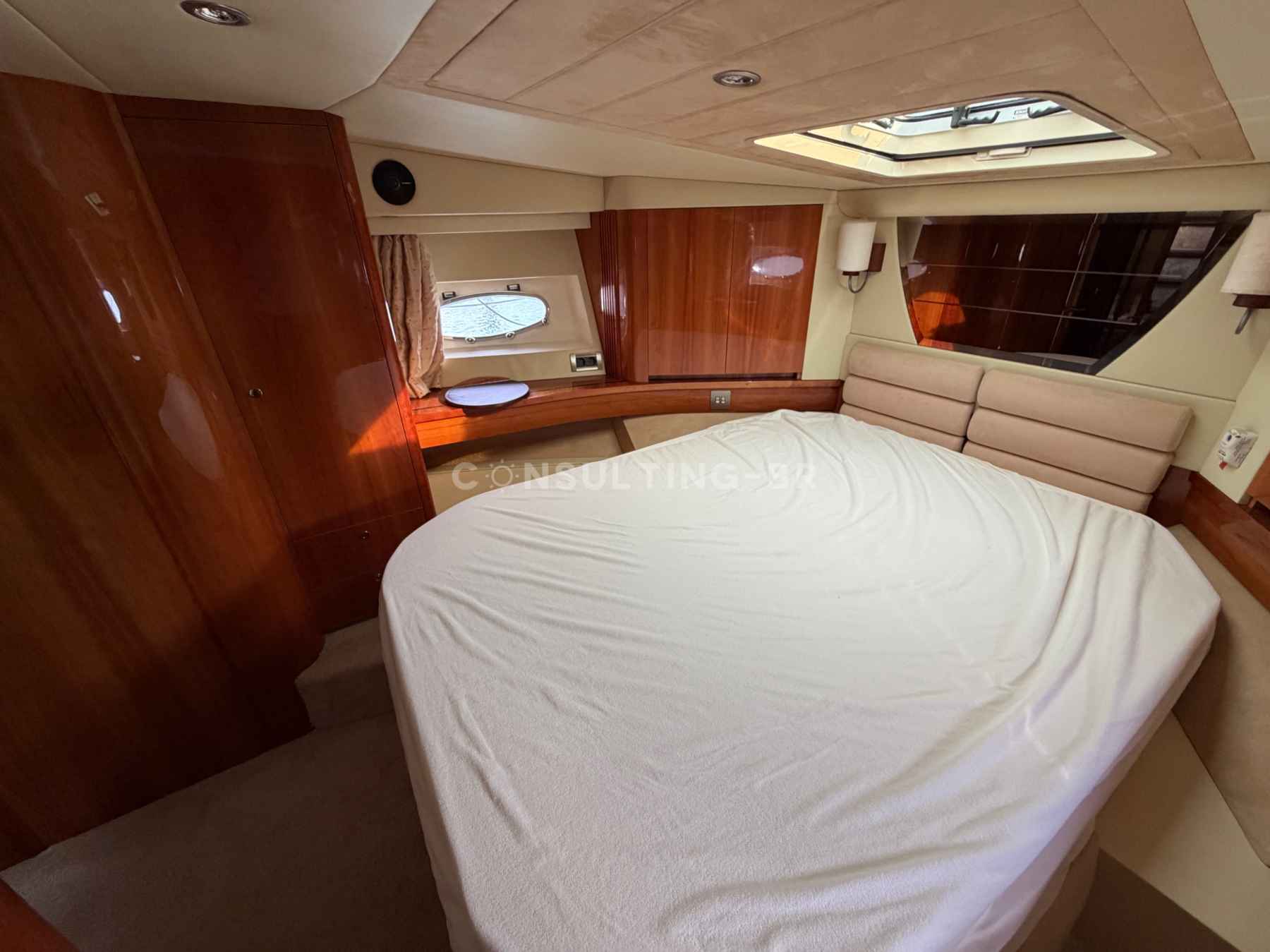 Motorboot Sealine T60