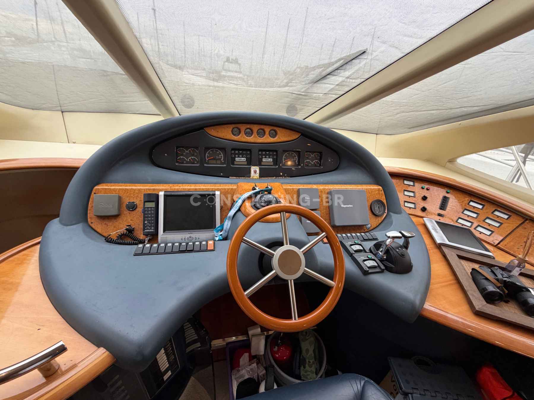 Motorboot Azimut 55 Fly