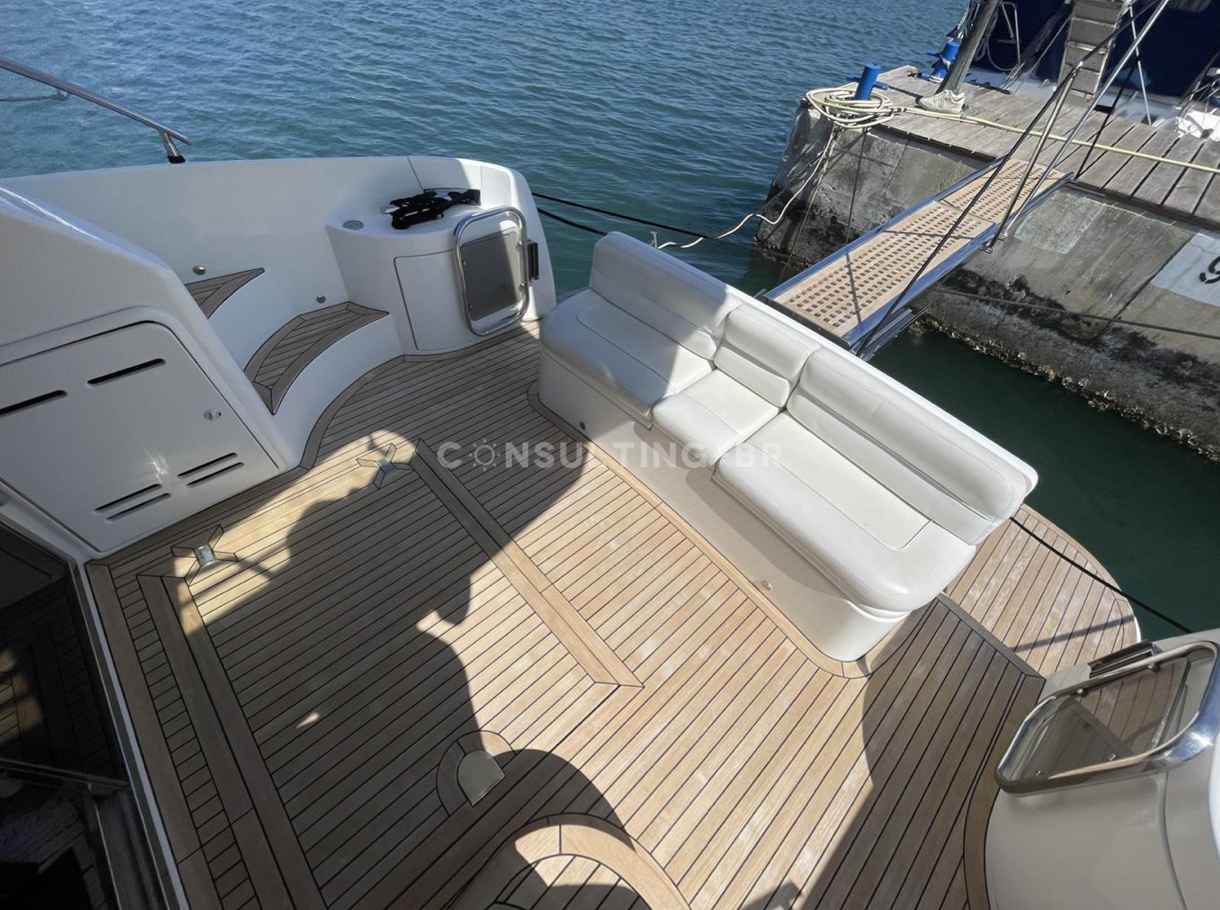 Motorboot Azimut 42 Fly