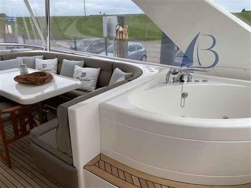 Motorboot Elegance 72