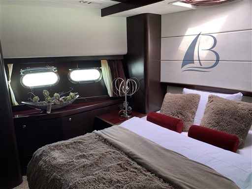 Motorboot Elegance 72