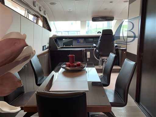 Motorboot Elegance 72