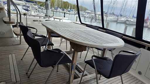 Motorboot Fairline Squadron 68