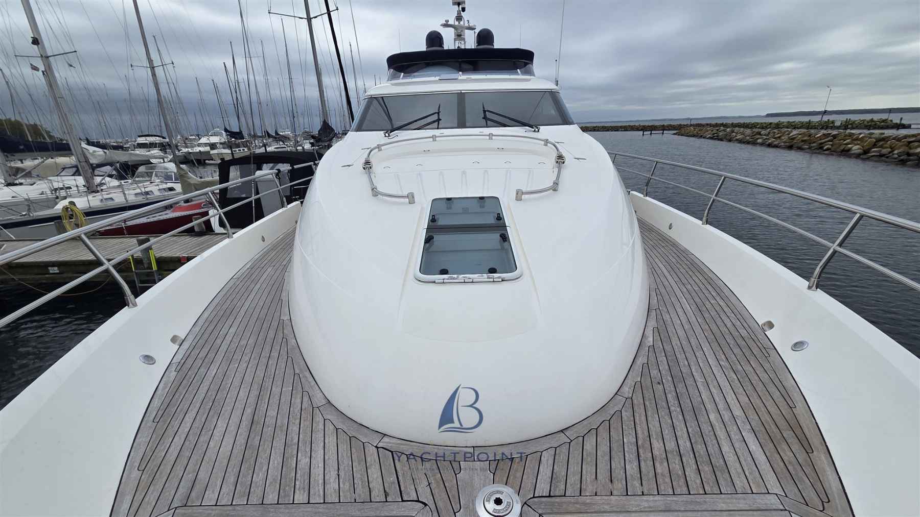 Motorboot Fairline Squadron 68