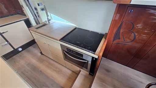 Motorboot Fairline Squadron 68