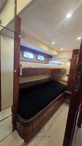 Motorboot Fairline Squadron 68