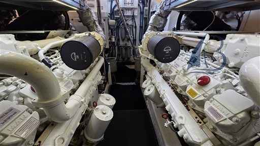 Motorboot Fairline Squadron 68