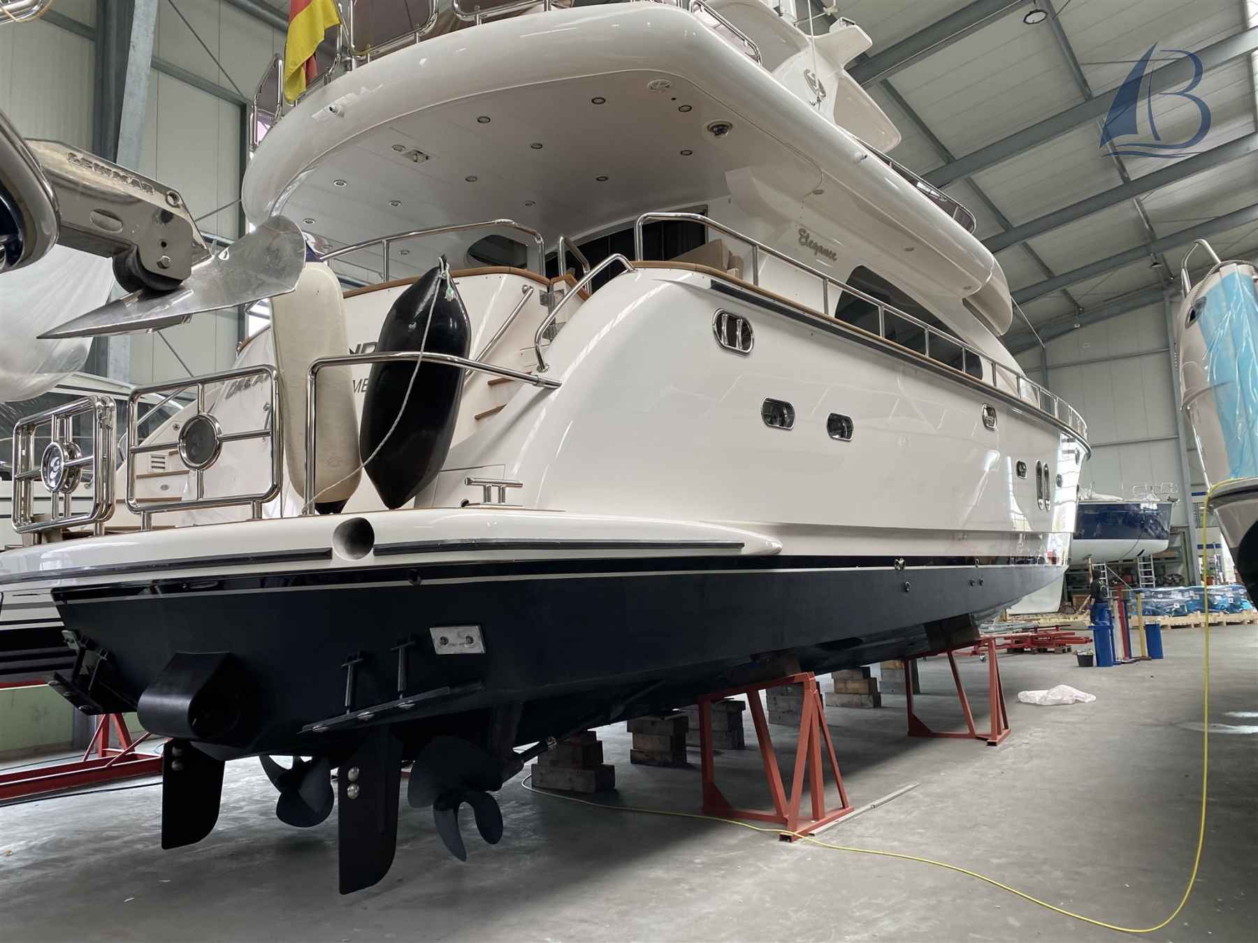 Motorboot Elegance 68