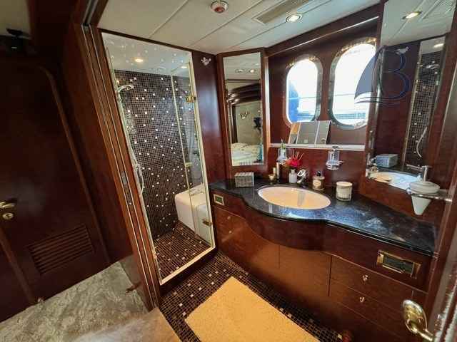 Motorboot Elegance 68