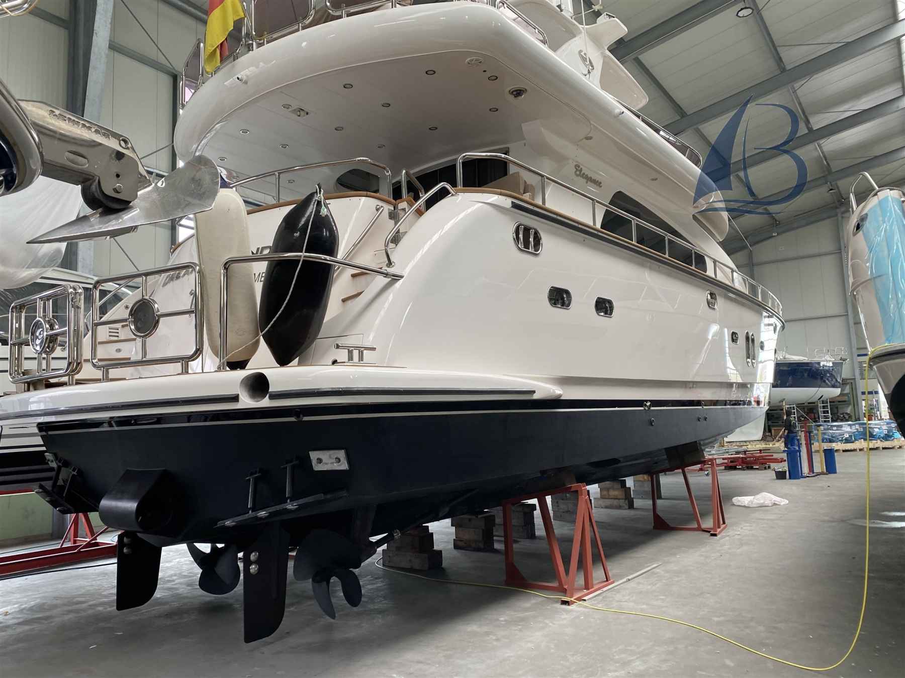 Motorboot Elegance 68
