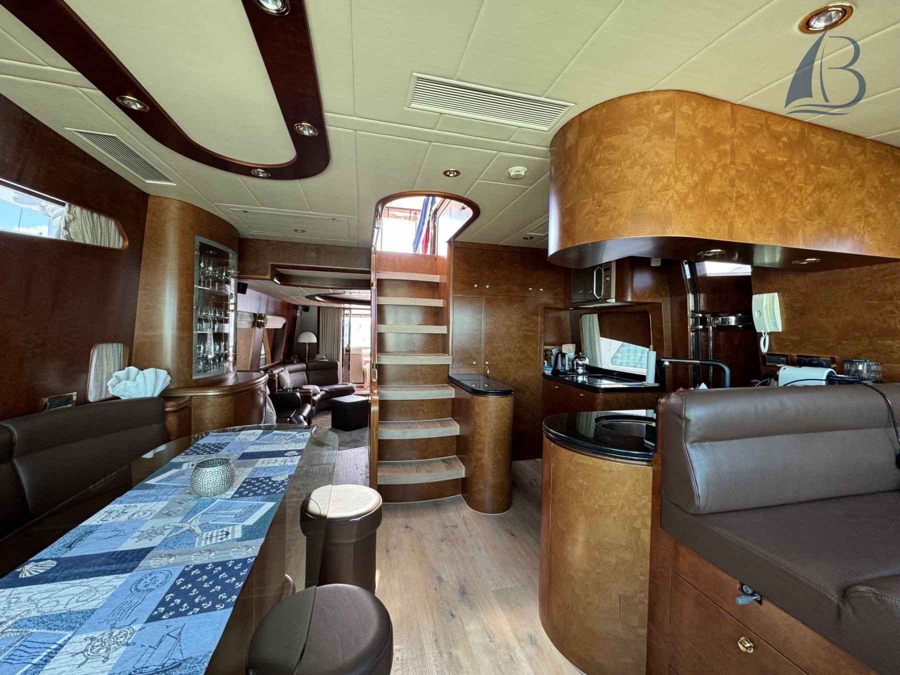 Motorboot Elegance 68