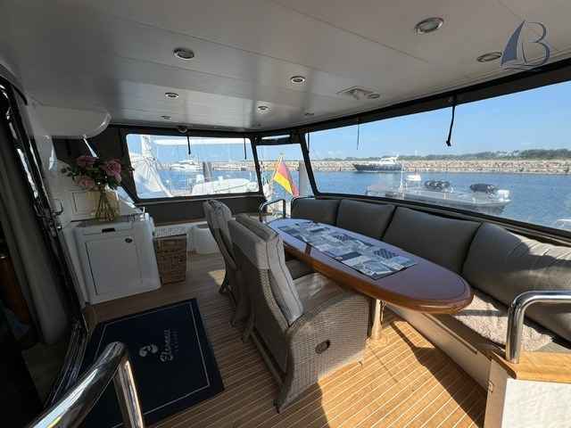 Motorboot Elegance 68