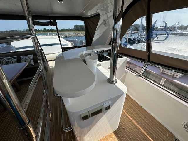 Motorboot Elegance 68