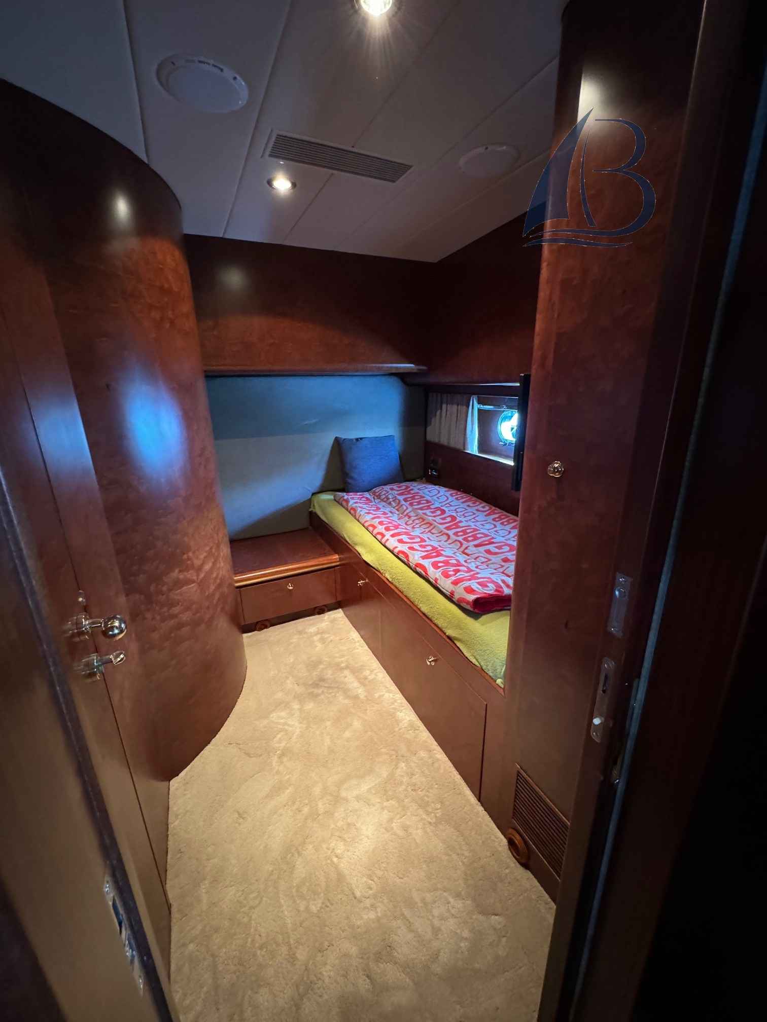Motorboot Elegance 68