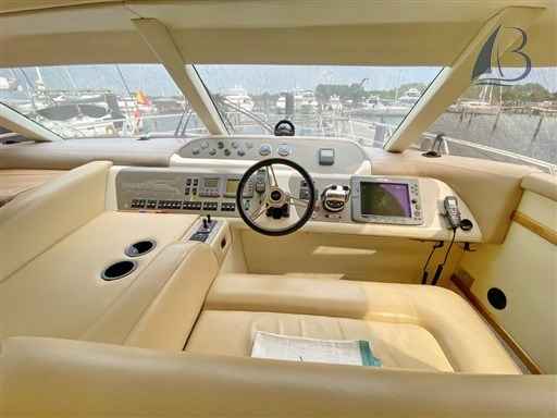 Motorboot Sealine T 52
