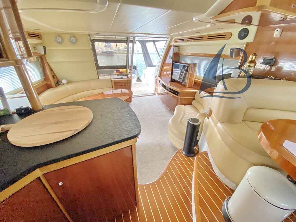 Motorboot Sealine T 52