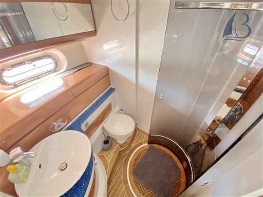 Motorboot Sealine T 52