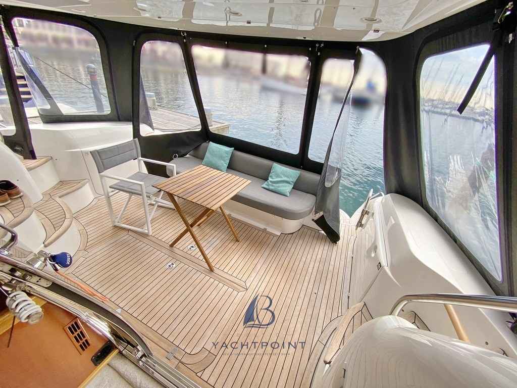 Motorboot Sealine T 52