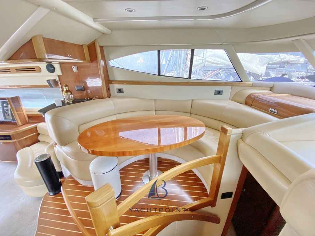 Motorboot Sealine T 52
