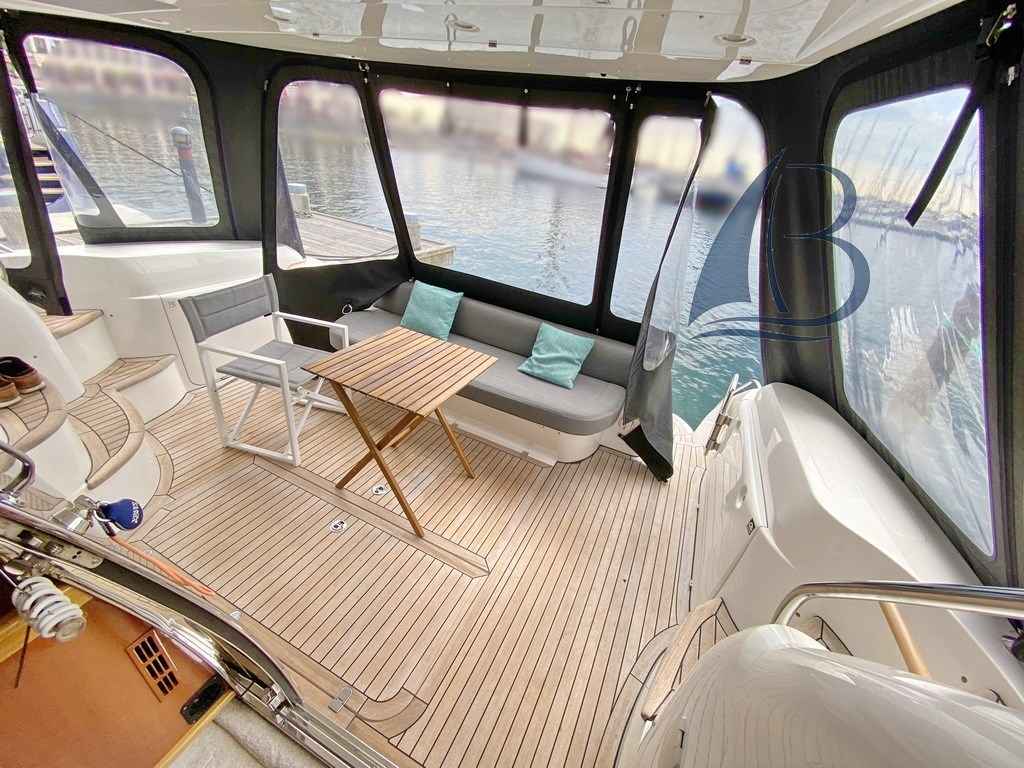 Motorboot Sealine T 52