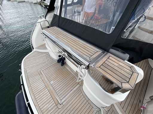 Motorboot Sealine T 52