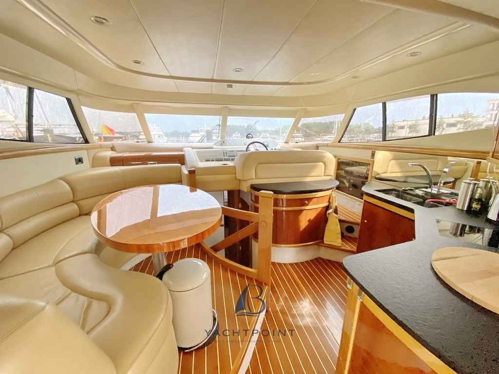 Motorboot Sealine T 52
