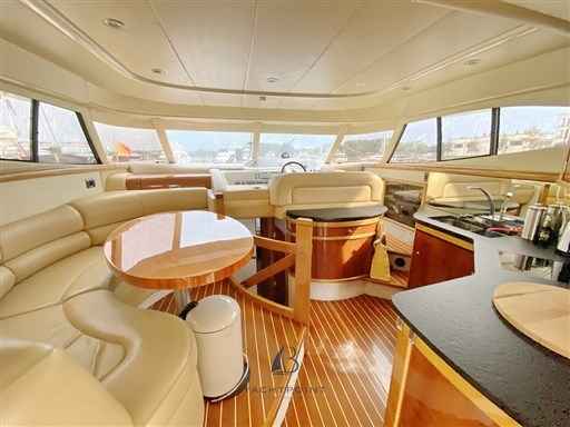 Motorboot Sealine T 52