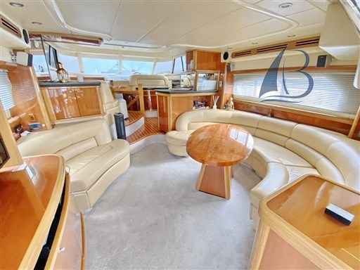 Motorboot Sealine T 52