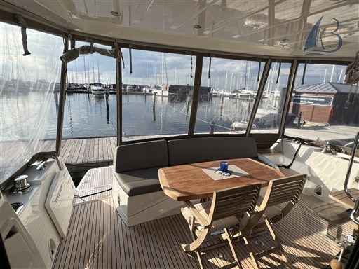 Motorboot Prestige Yachts Prestige 500 Fly Top