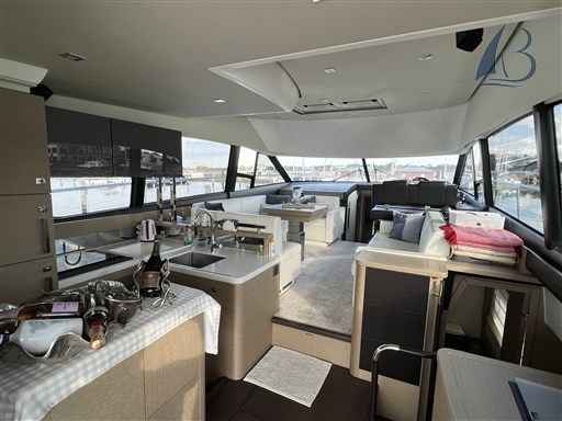 Motorboot Prestige Yachts Prestige 500 Fly Top