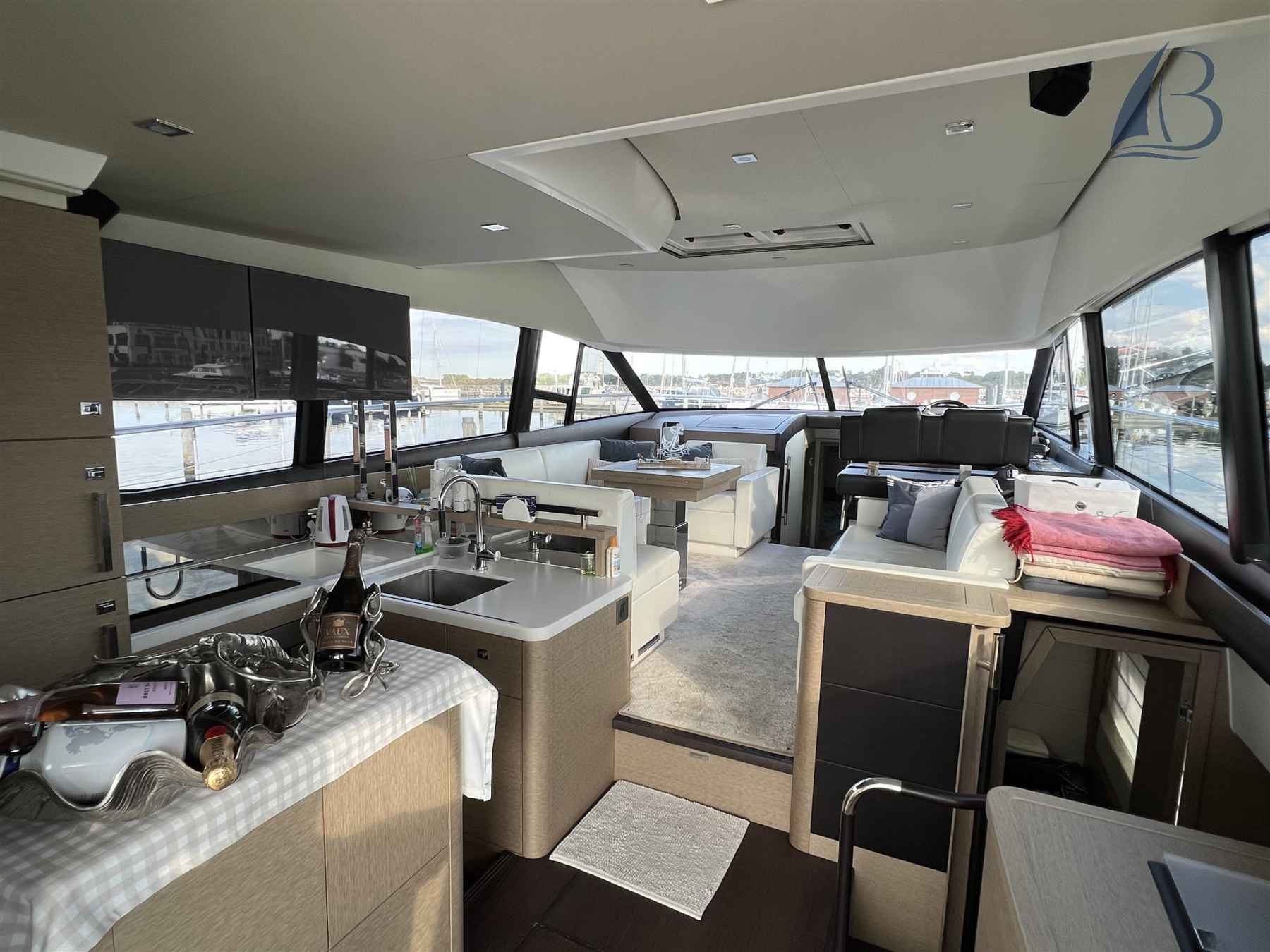 Motorboot Prestige Yachts Prestige 500 Fly Top
