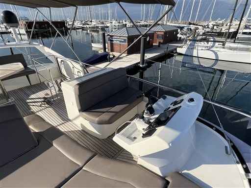 Motorboot Prestige Yachts Prestige 500 Fly Top