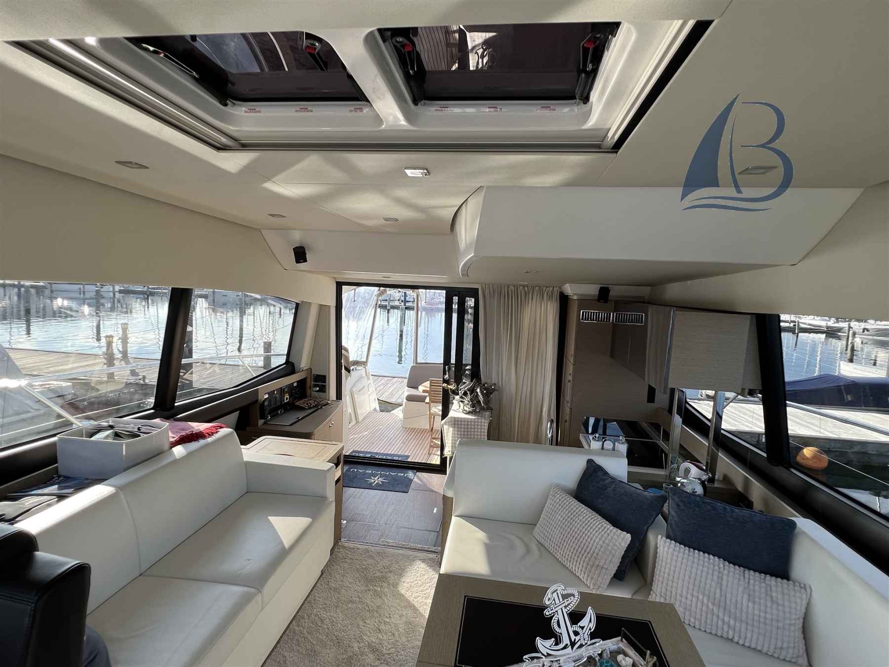 Motorboot Prestige Yachts Prestige 500 Fly Top