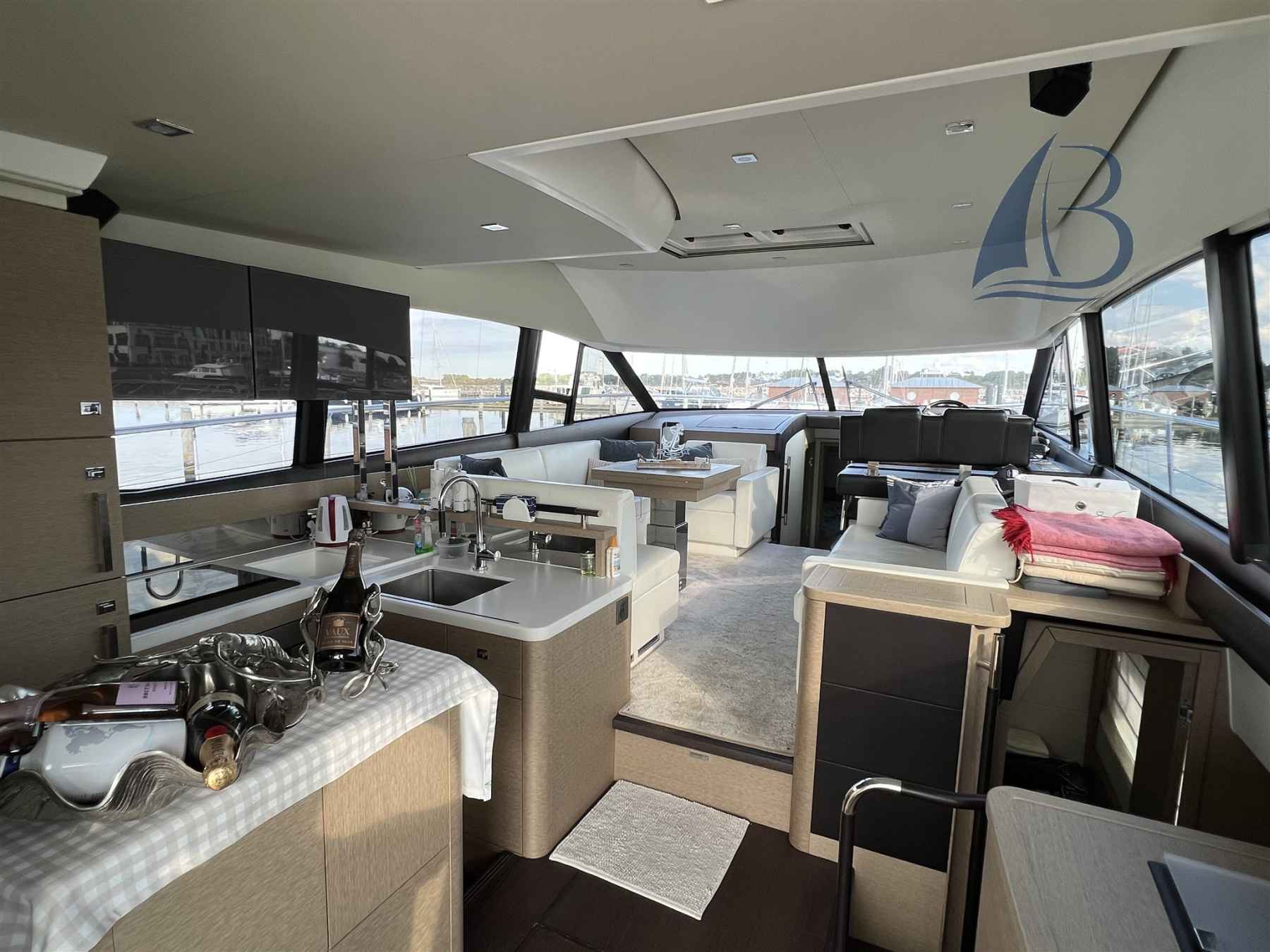 Motorboot Prestige Yachts Prestige 500 Fly Top